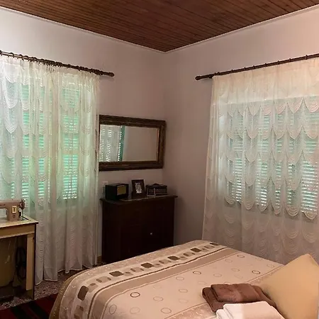 Χωριάτικο Σπίτι Στη Ράμια Τζουμέρκων - Pholeos Mountain Homes * Elafopidima