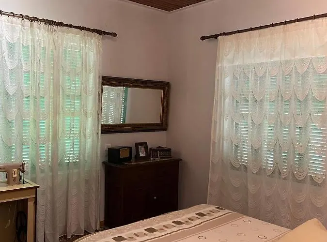 Χωριάτικο Σπίτι Στη Ράμια Τζουμέρκων - Pholeos Mountain Homes * Elafopidima